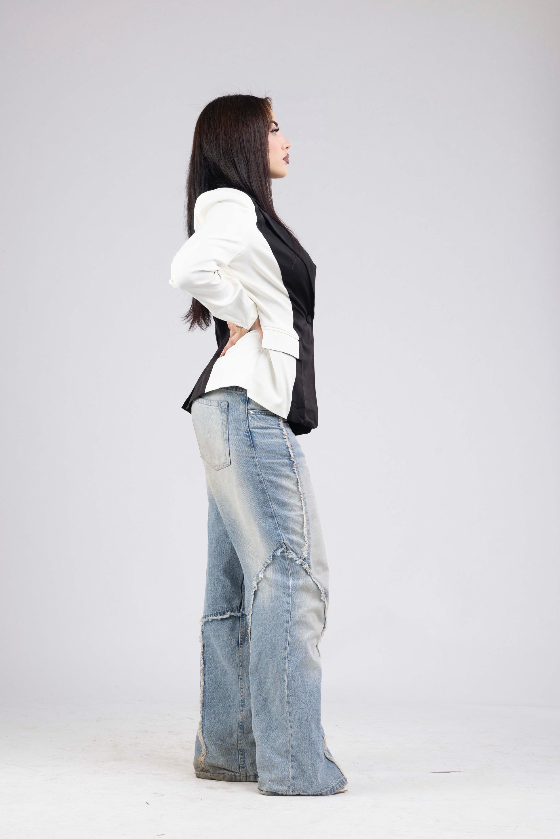 Blazer black and White